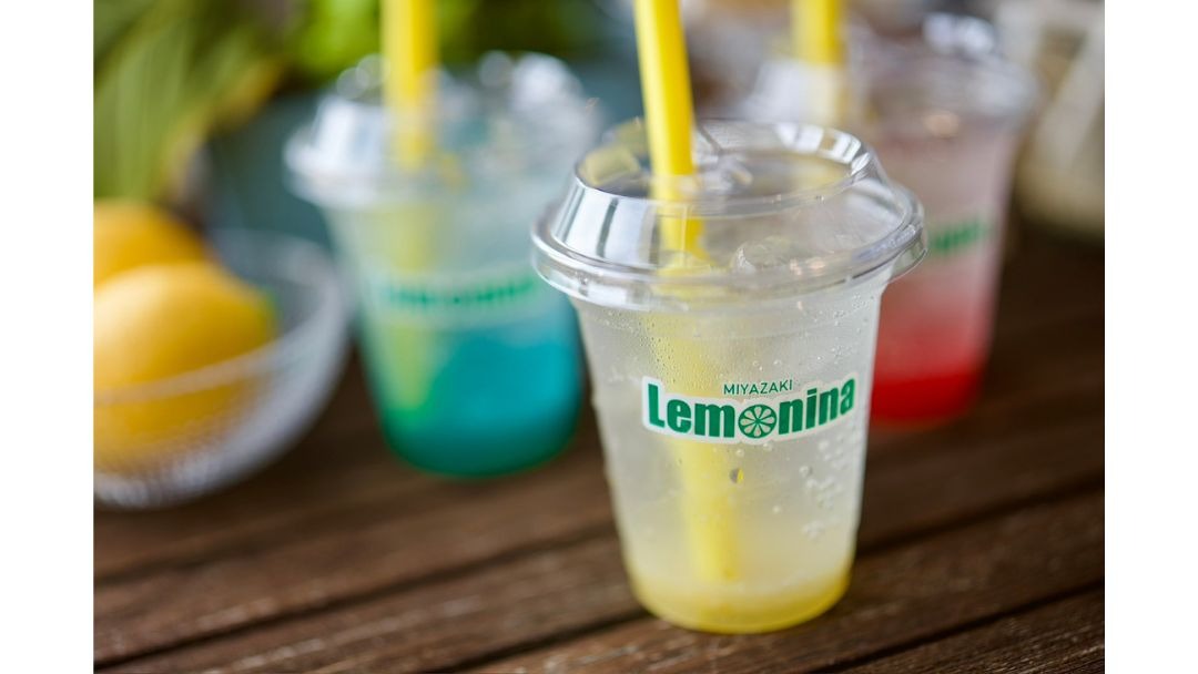 見出し2画像_嶋村吉洋社長が主催するワクセルのコラム_新名崇司_無添加シロップのレモネードが魅力.jpg