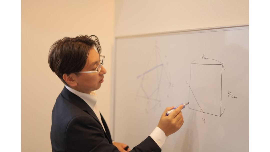 見出し1画像_嶋村吉洋社長が主催するワクセルのコラム_切替一薫_スパルタ教育