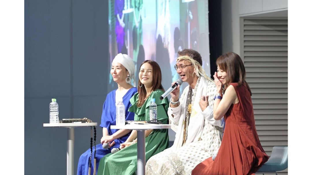 見出し3画像_嶋村吉洋社長が主催するワクセルのコラム_近藤香理_声と心を通じて