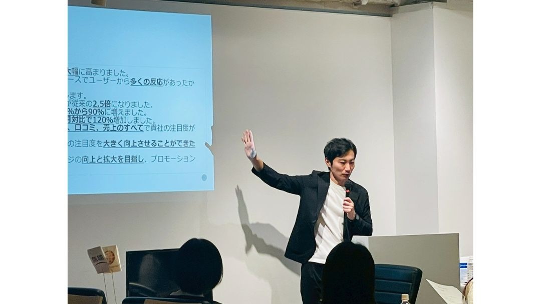 見出し2画像_嶋村吉洋社長が主催するワクセルのコラム_萩原たく_ビジネスシーン