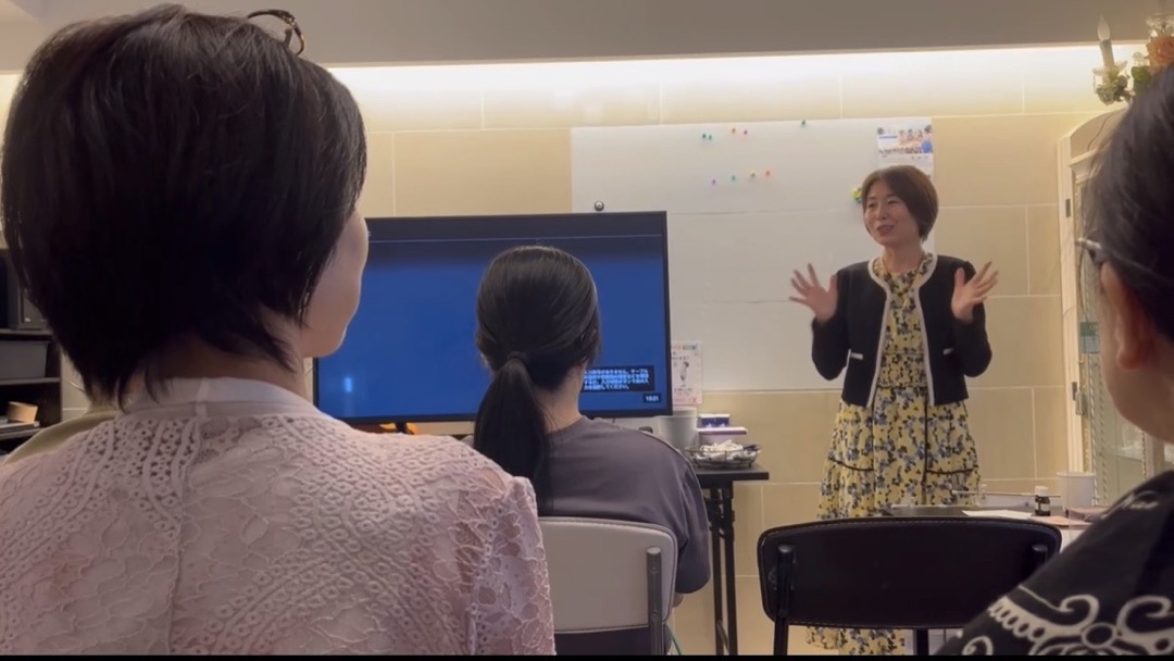 見出し2画像嶋村吉洋社長が主催するワクセルのコラム_千原輝子_堂々と伝える.jpg